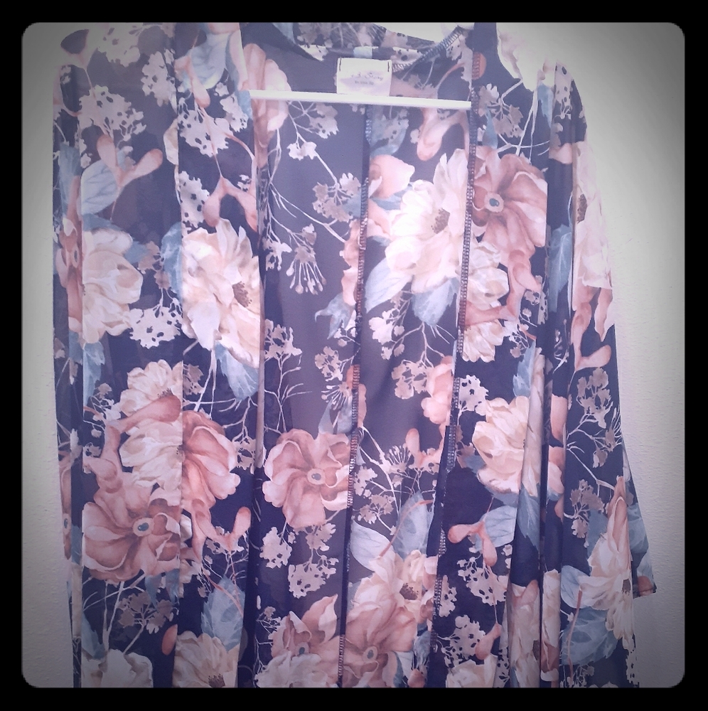 Flower thin shawl
